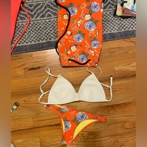 White and floral triangl bikini